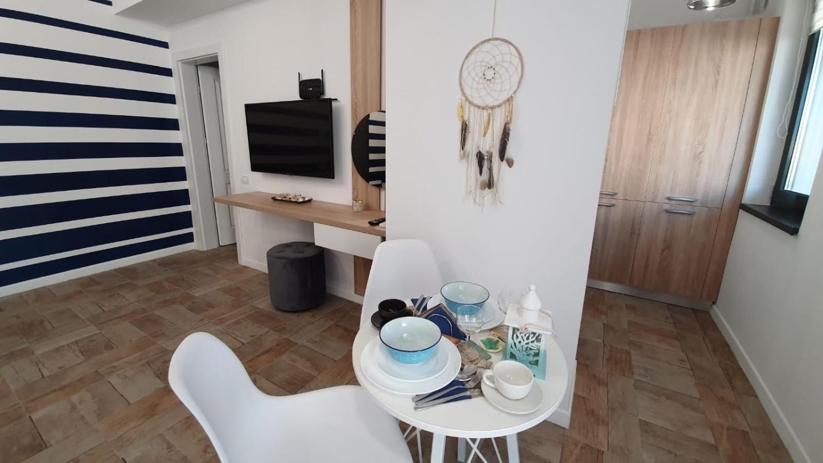 Lakeside Studio Mamaia Central Ngoại thất bức ảnh