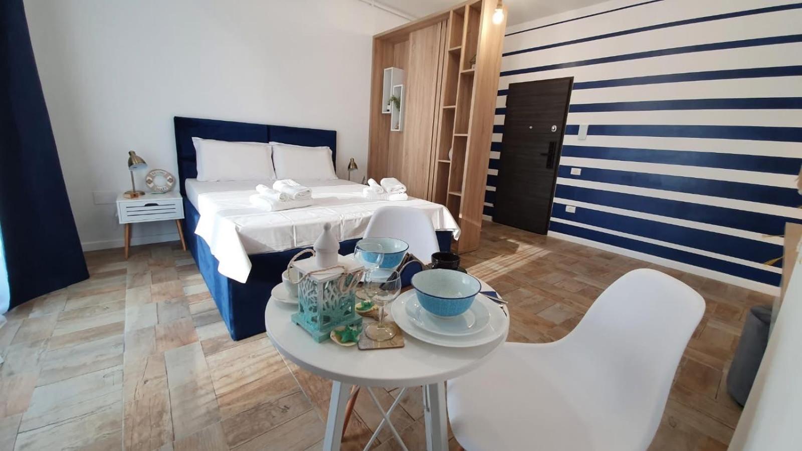 Lakeside Studio Mamaia Central Ngoại thất bức ảnh